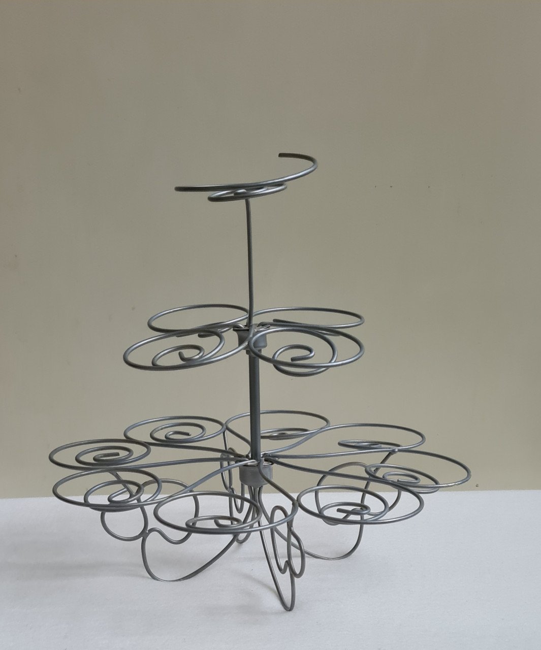 Cupcake standaard, nieuw  Metaal, voor 13 cupcakes