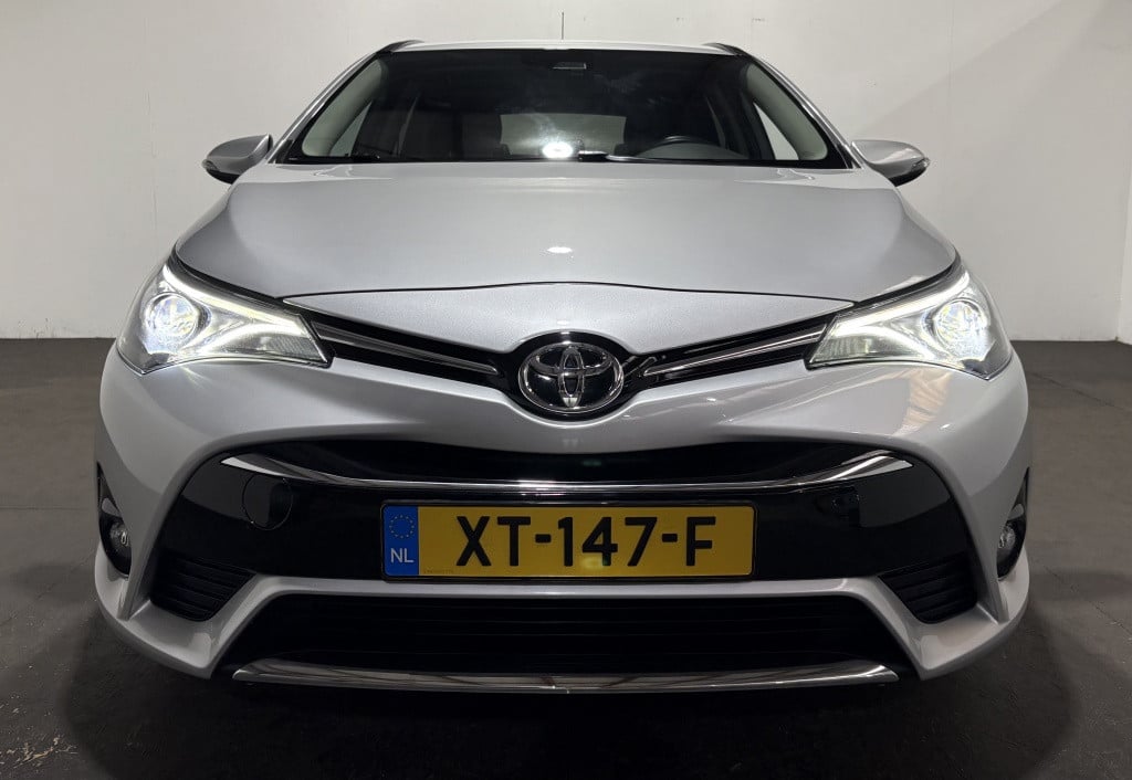 Toyota Avensis touring sports 1.8 vvt-i skyv. ltd