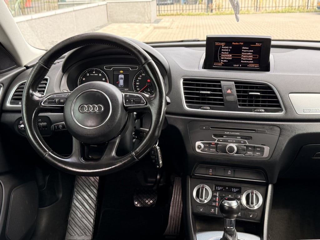Audi Q3 2.0 tfsi quattro | afn trekhaal | stoelverwarming | half leder | pa