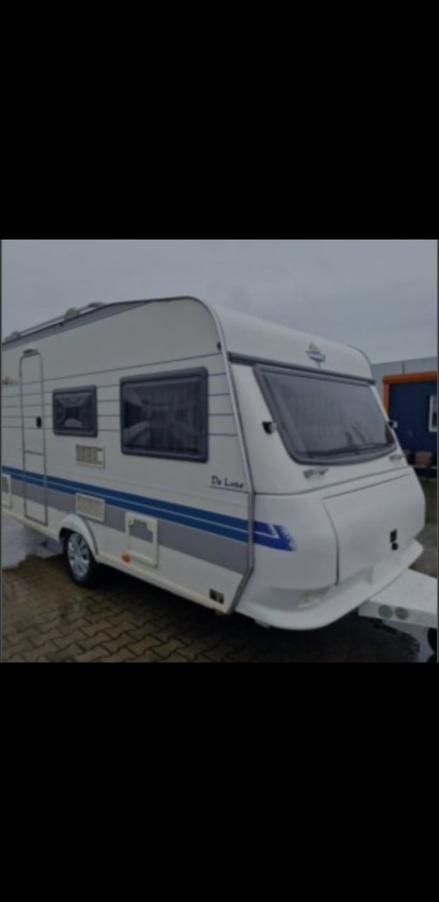 Caravan Hobby de Luxe 400 SF