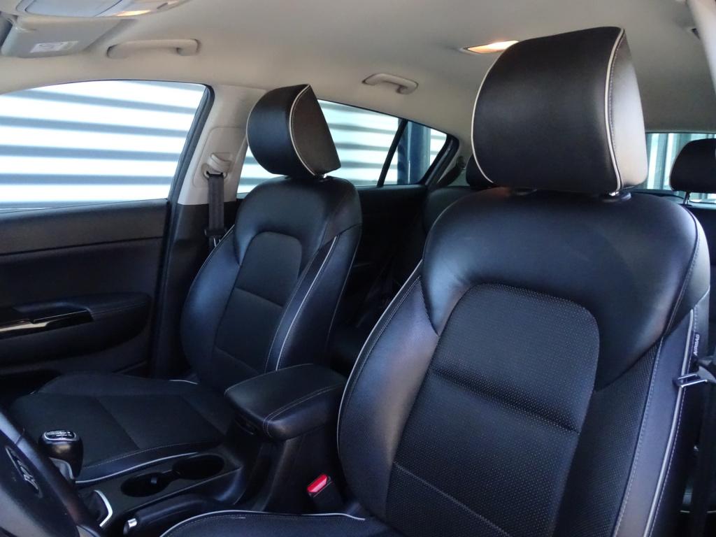 Kia Sportage 1.6 gdi design edition | leder | stoelverwarming v&a | bluetoo