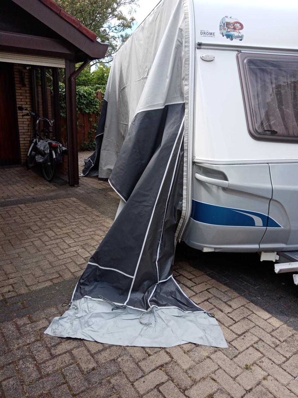 Caravan luifel Walker