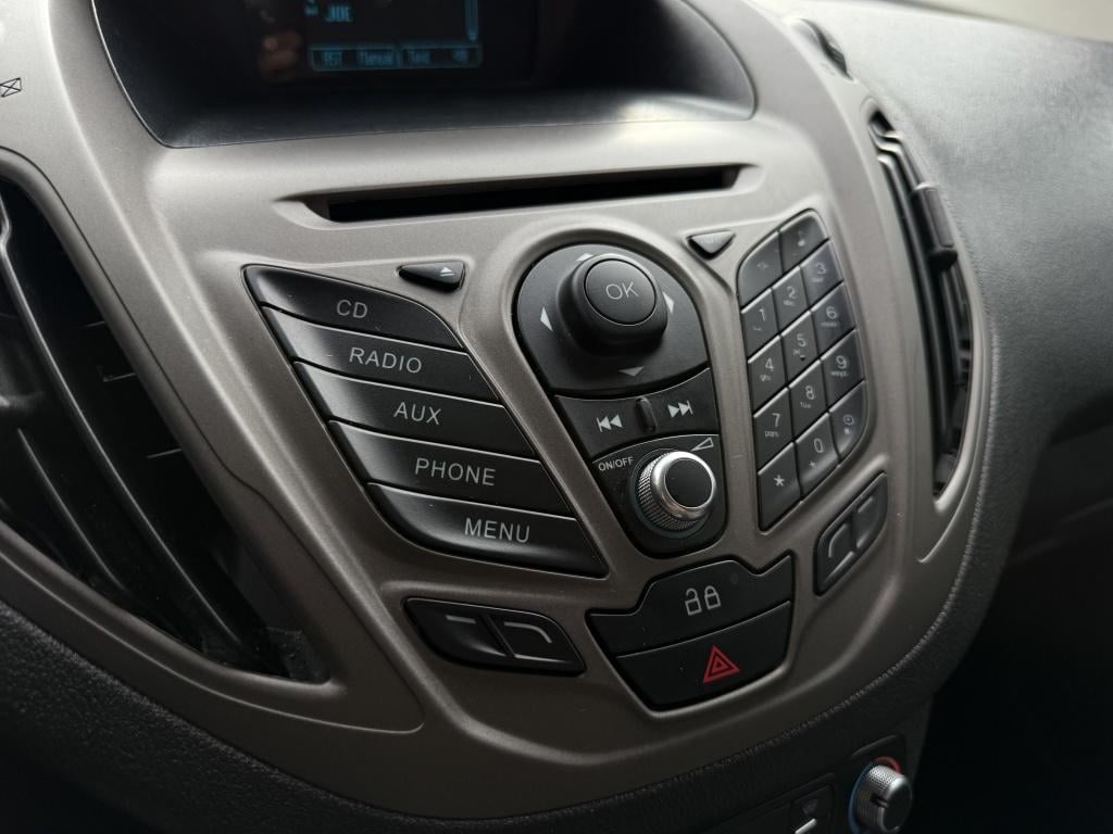 Ford Tourneo Courier 1.0 titanium