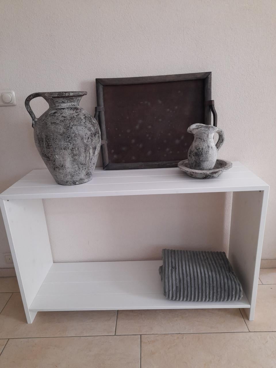 Side table 120 x 40 x 75H (in goede nette staat )