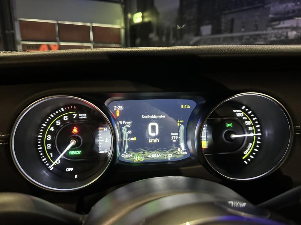 Jeep Wrangler unlimited 4xe 380 sahara *acc*camera*leer*sarge green clear c