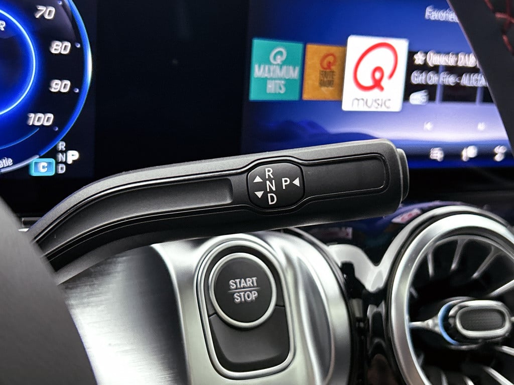 Mercedes-Benz Eqb 250+ business solution amg 71 kwh | trekhaak | premium pa