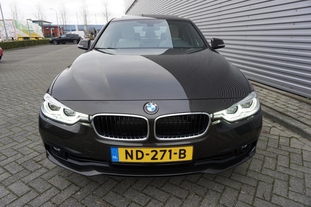 BMW 3-serie 330e high executive navi / leder / cruise contole / led / lm ve