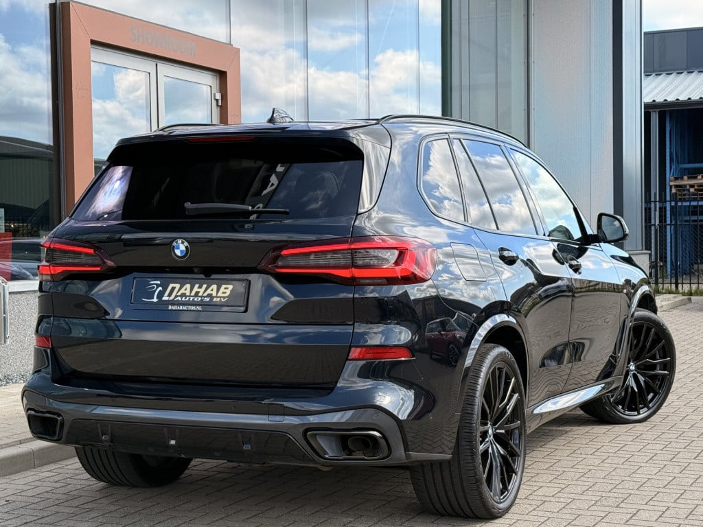BMW X5 xdrive45e high executive | pano | sky lounge | stoelventilatie | luc