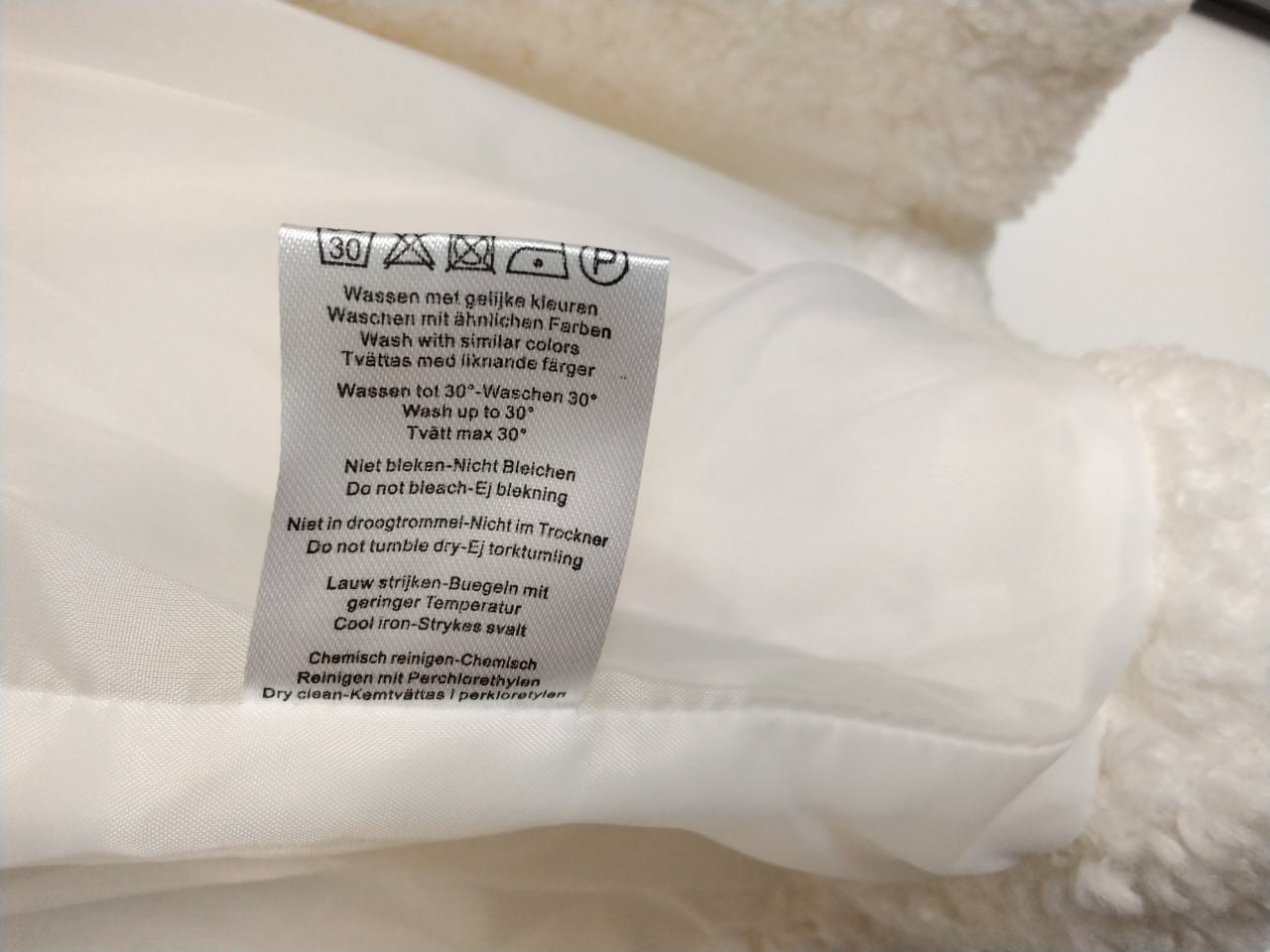 Witte teddy jas. Tussen 2 seizoenen jas