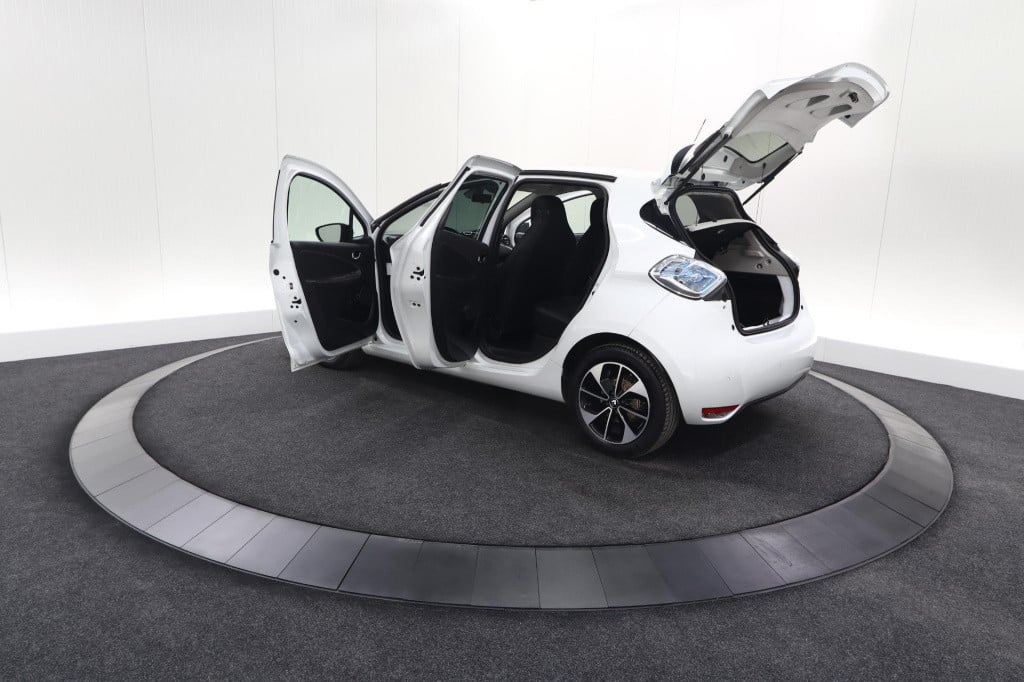 Renault Zoe q90 intens quickcharge 41 kwh | huuraccu | parkeersensoren | na