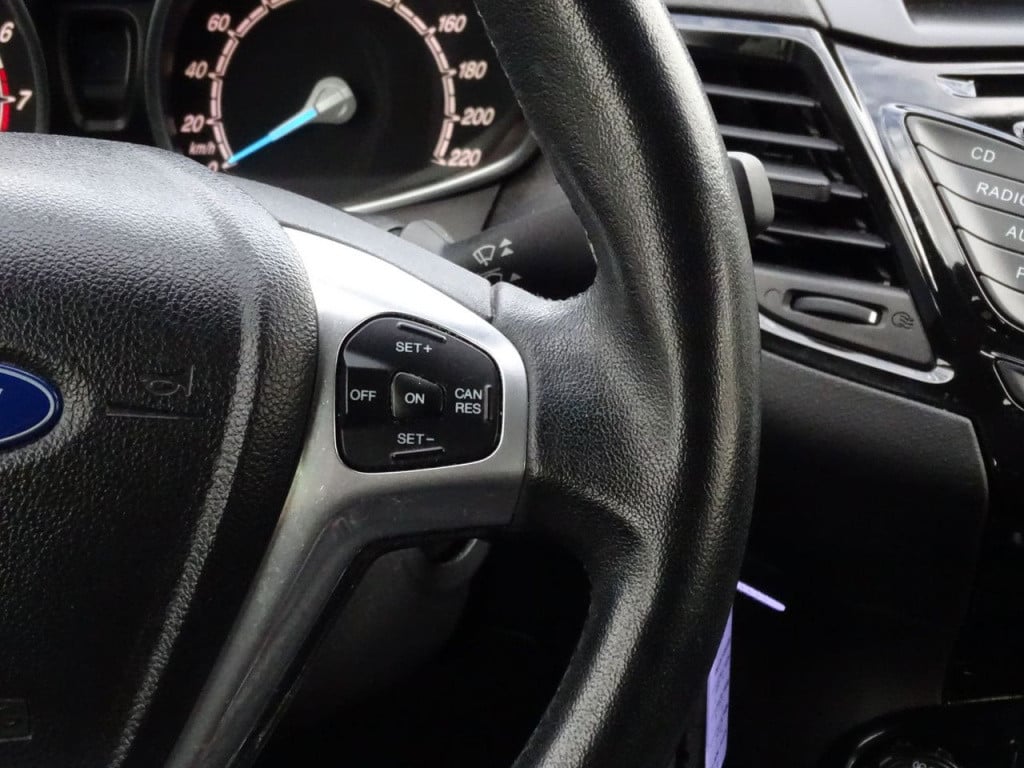 Ford Fiesta 1.0 ecoboost sport | pdc | clima | bluetooth | 17"