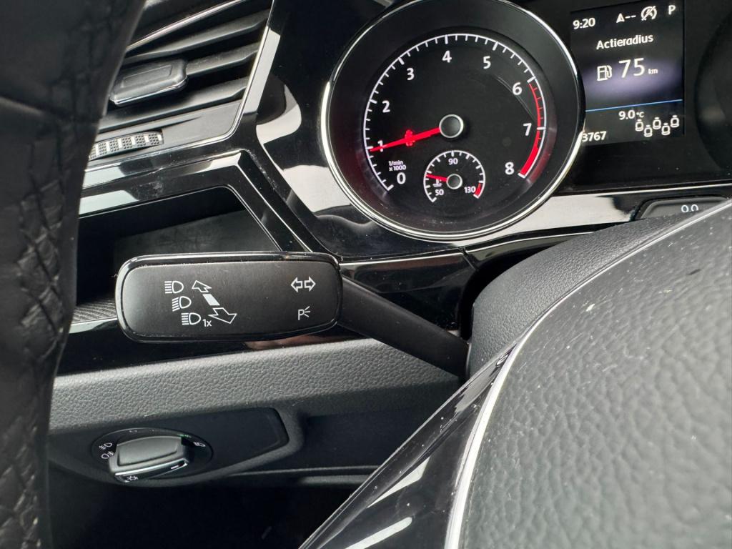 Volkswagen Touran 1.5 tsi highline 7p