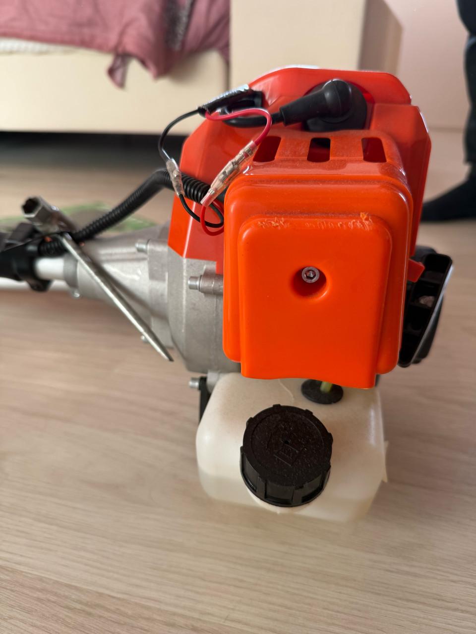 Kraftworld grastrimmer nieuw in doos !