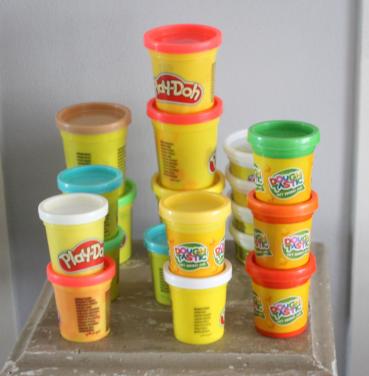 Een set gebruikte Play-Doh klei 19 potjes