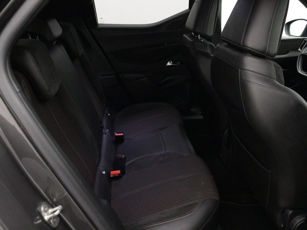 Ds Ds 3 crossback 130 pk automaat performance line | rijklaar | trekhaak |