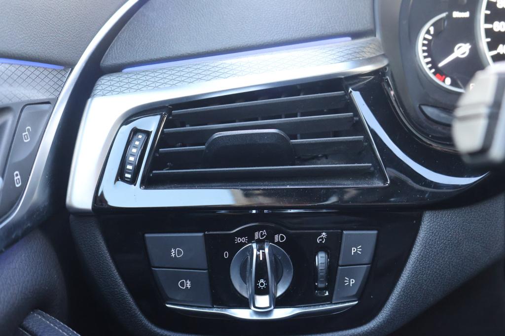 BMW 5 Serie 520d ede high executive m sport pakket l led adaptief l navigat