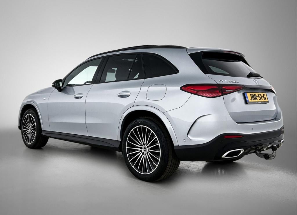 Mercedes-Benz Glc 300e 4matic sport edition | trekhaak | panoramadak | dode