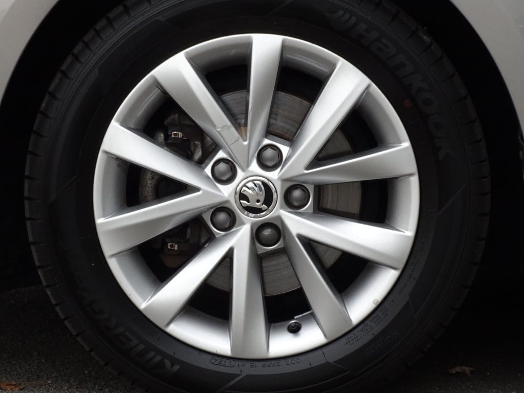 Skoda Octavia 1.0 tsi greentech ambition business