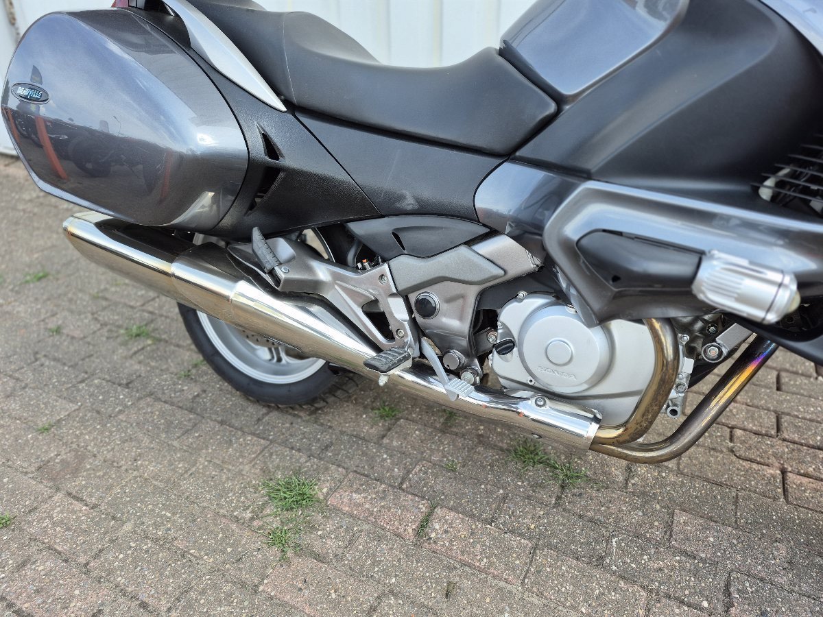Honda Deauville 700 uit 2007, mooie toermotor