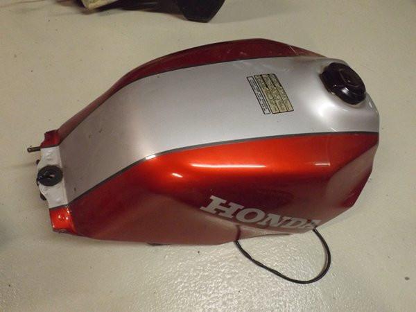 10.000 Nieuwe en gebruikte motor onderdelen