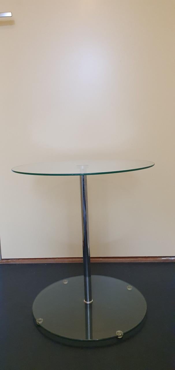 Bijzettafeltje van flas