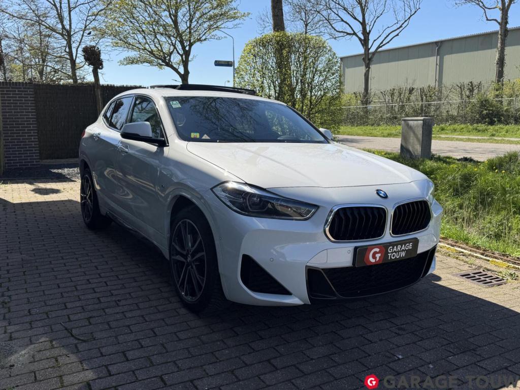 BMW X2 sdrive20i high executive m-sport *pano, hud*