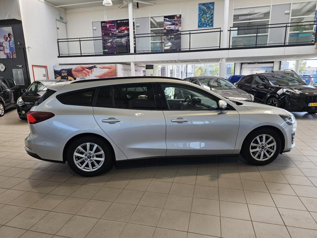 Ford Focus wagon 1.0 ecoboost hybrid st line