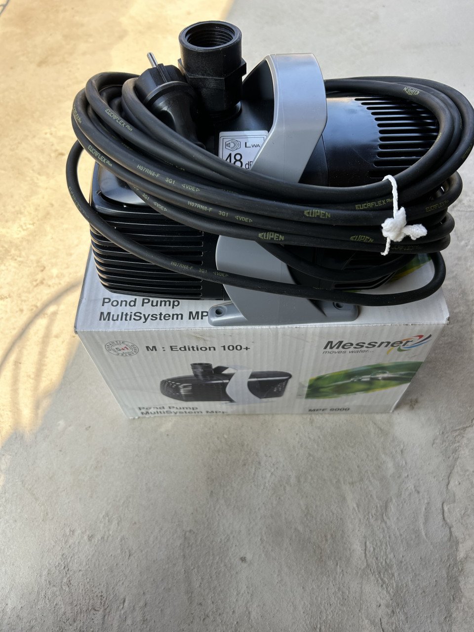 Te koop nieuw in doos Messner mpf 6000 sterke en zuinige Vijverpomp en 6000