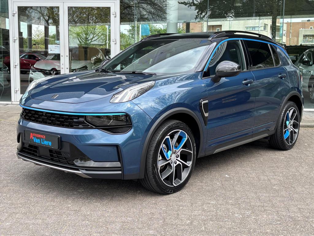 Lynk & Co 01 1.5td 261pk phev 7dcth|schuifdak| 360 gr camera|carplay|navi| 