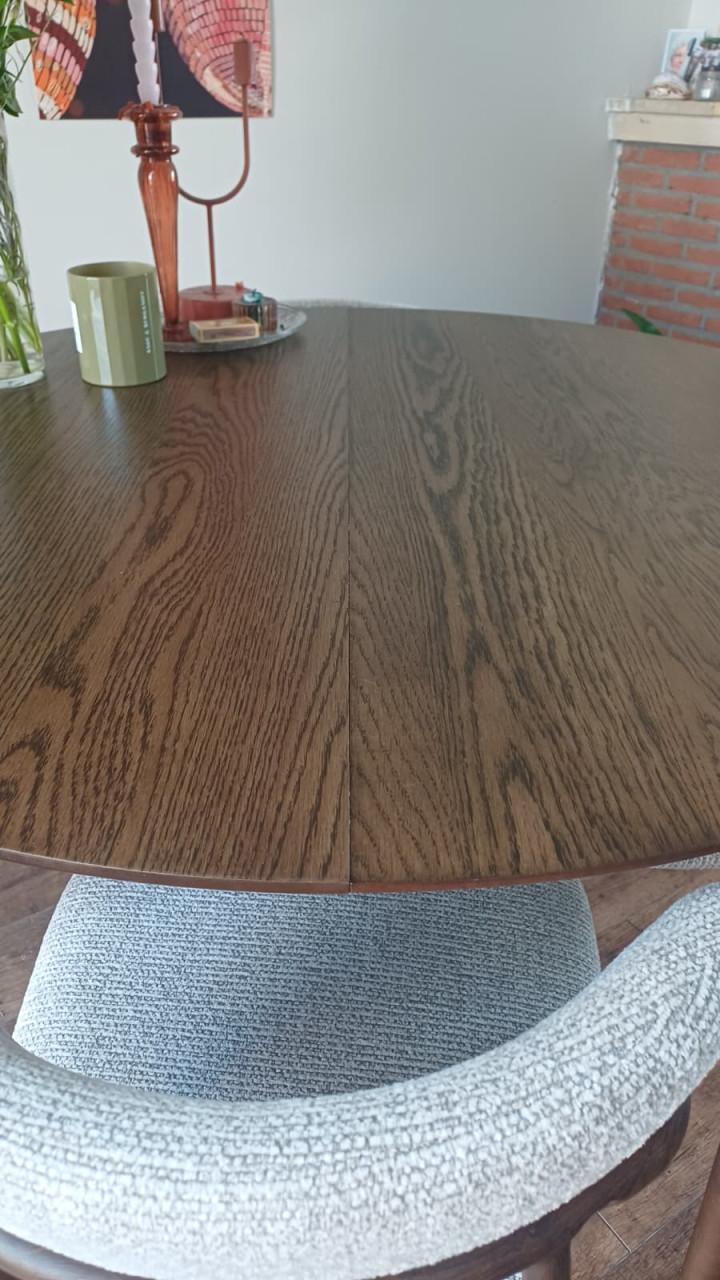 Uitschuifbare eetkamertafel donkerbruin