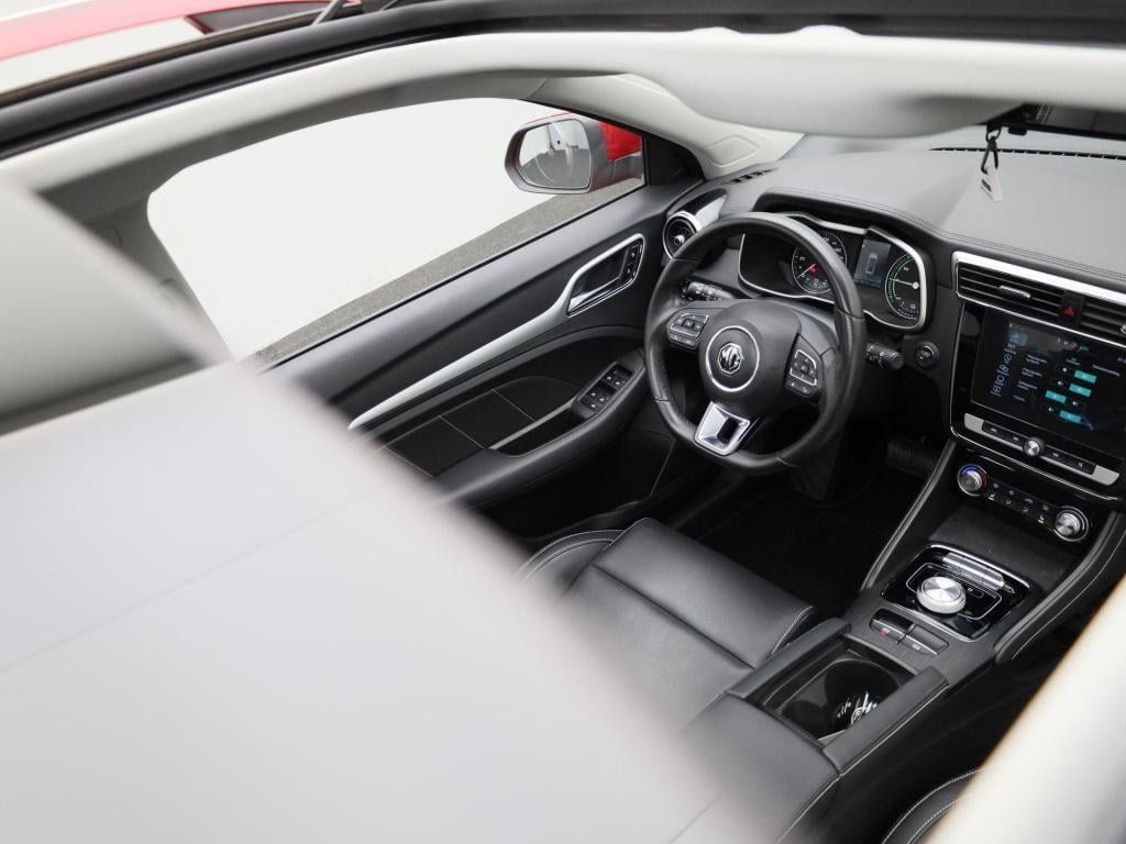 MG Zs Ev luxury 45 kwh