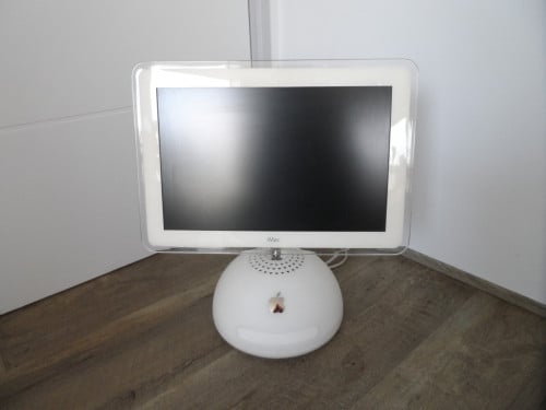 APPLE iMAC G4 M6498 PERSONAL COMPUTER with 1.25Hz /256Mb/80HD