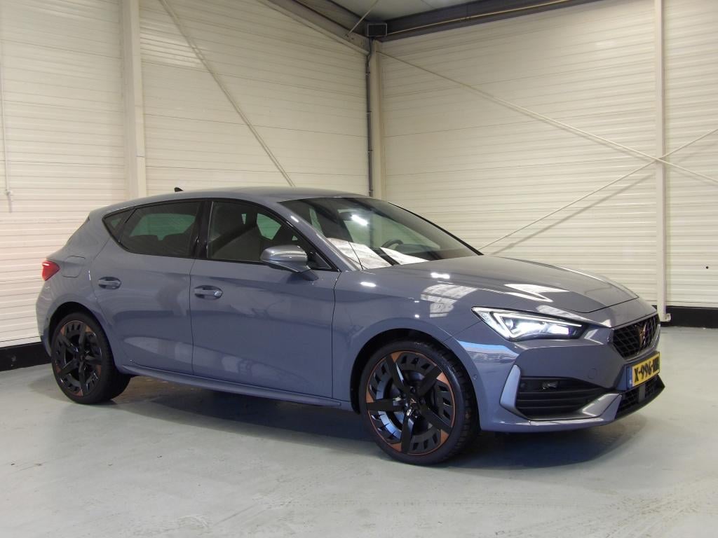 Cupra Leon 1.4 e-hybrid 245pk dsg-6 adrenaline
