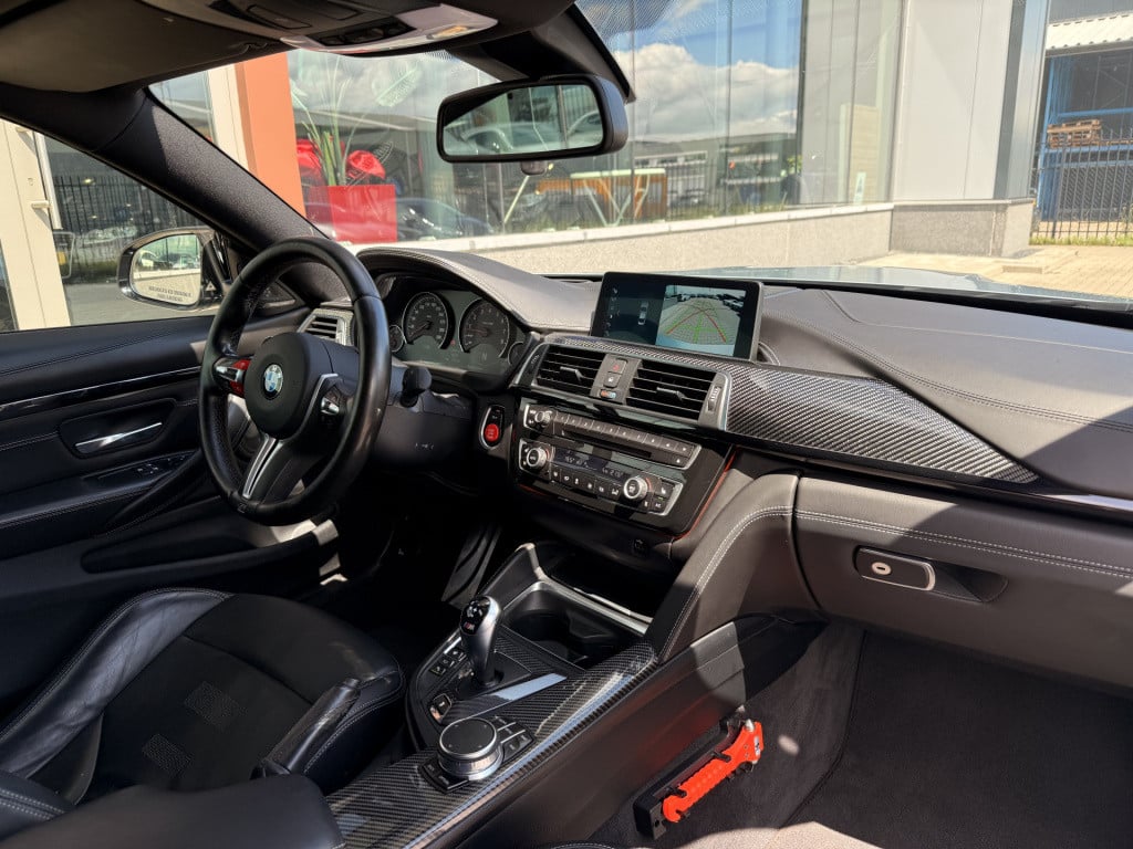 BMW M4 4-serie coupé competition lci | carbon | harman kardon | sportuitlaa