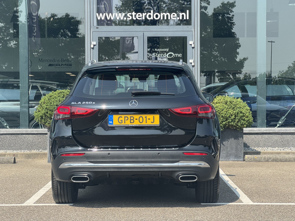 Mercedes-Benz Gla-klasse 250 e amg line l automaat i mbux l 360° camera l w