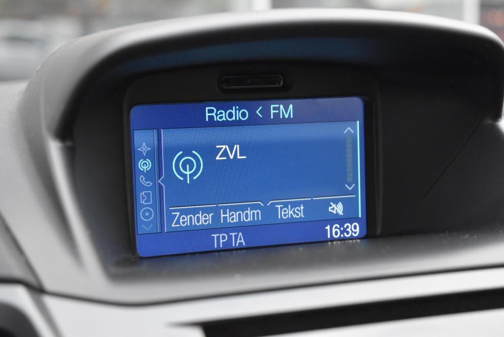 Ford Fiesta 1.0 style | incl. nieuwe distributieriem | volledig dealeronder