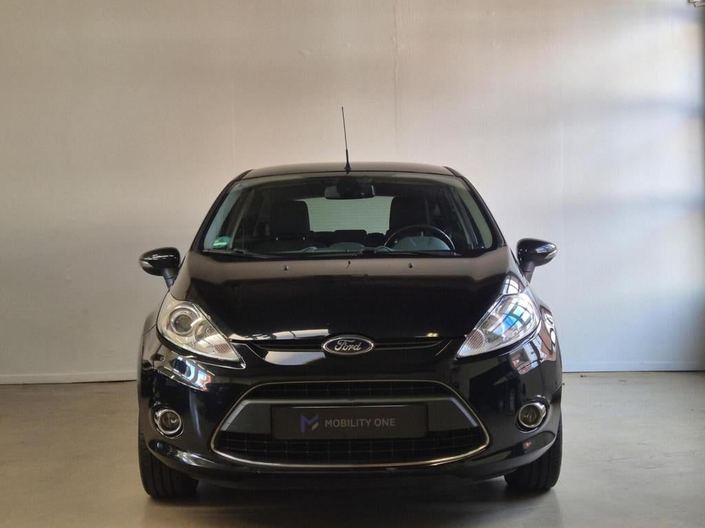 Ford Fiesta 1.4 titanium / automaat / nieuwe distriebutieriem