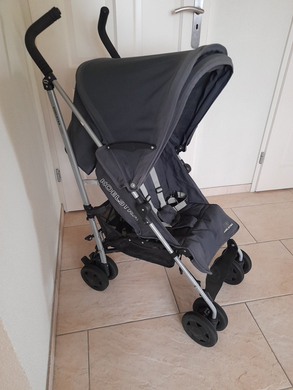 Koelstra buggy ( in goede nette staat )