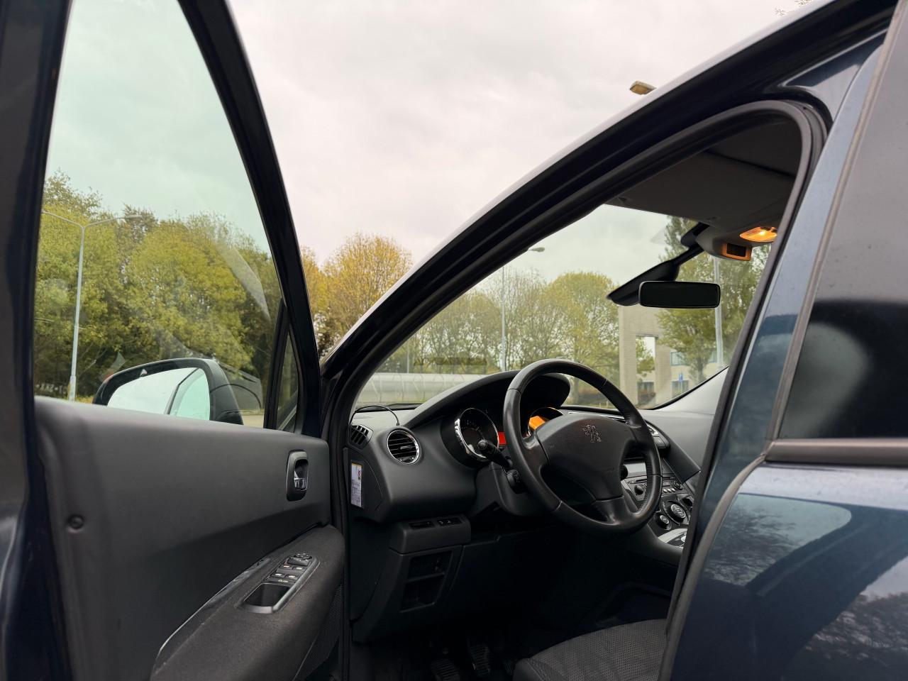 Peugeot 3008 1.6 |Airco|Apk |Nap |Lage KM |Cruise | Elektr ramen | Trekhaak