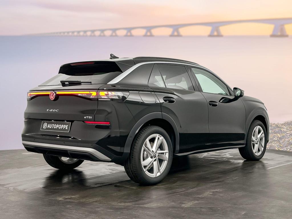Volkswagen T-roc 1.5 etsi life first edition