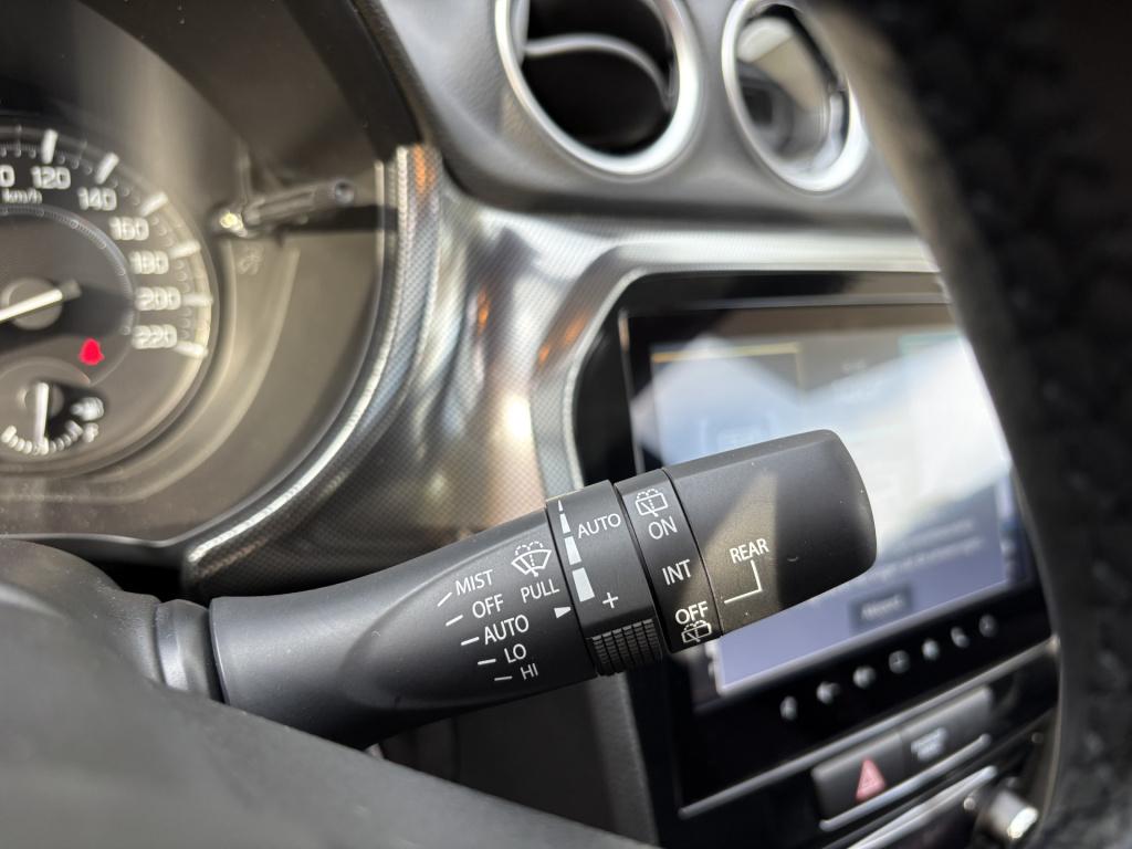 Suzuki Vitara style 1.4 boosterjet smart hybrid/ panoramadak