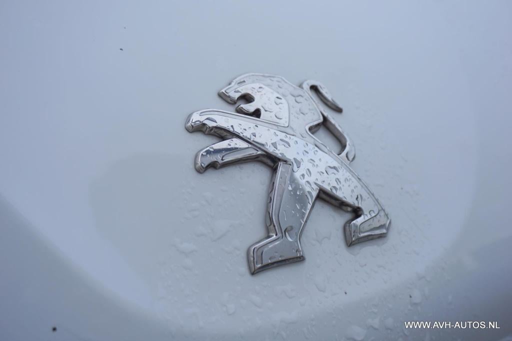 Peugeot 208 1.2 vti urban soul