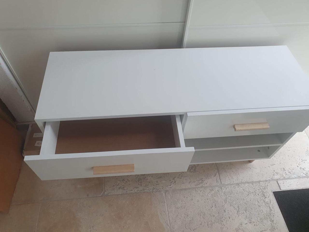 Kastje met 2 lades (schoenen kastje) als nieuw