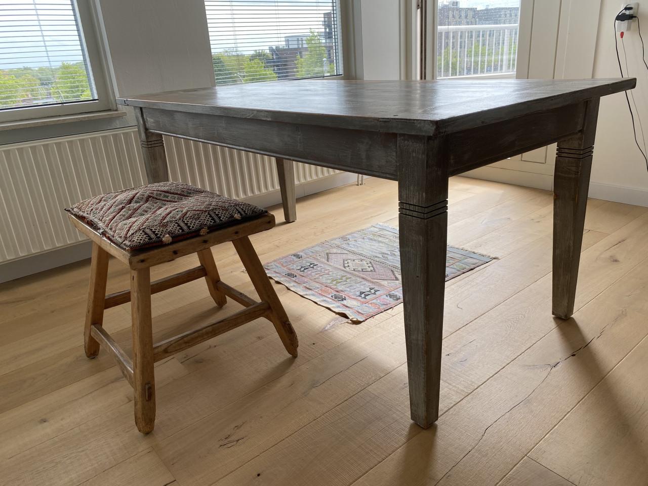 Fantastische massief grenen eettafel