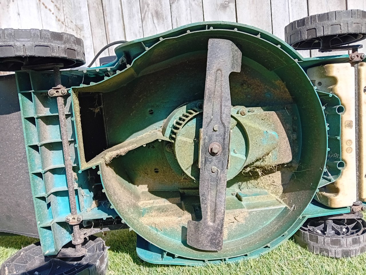 Makita grasmaaier ELM 3800 (elektrisch)