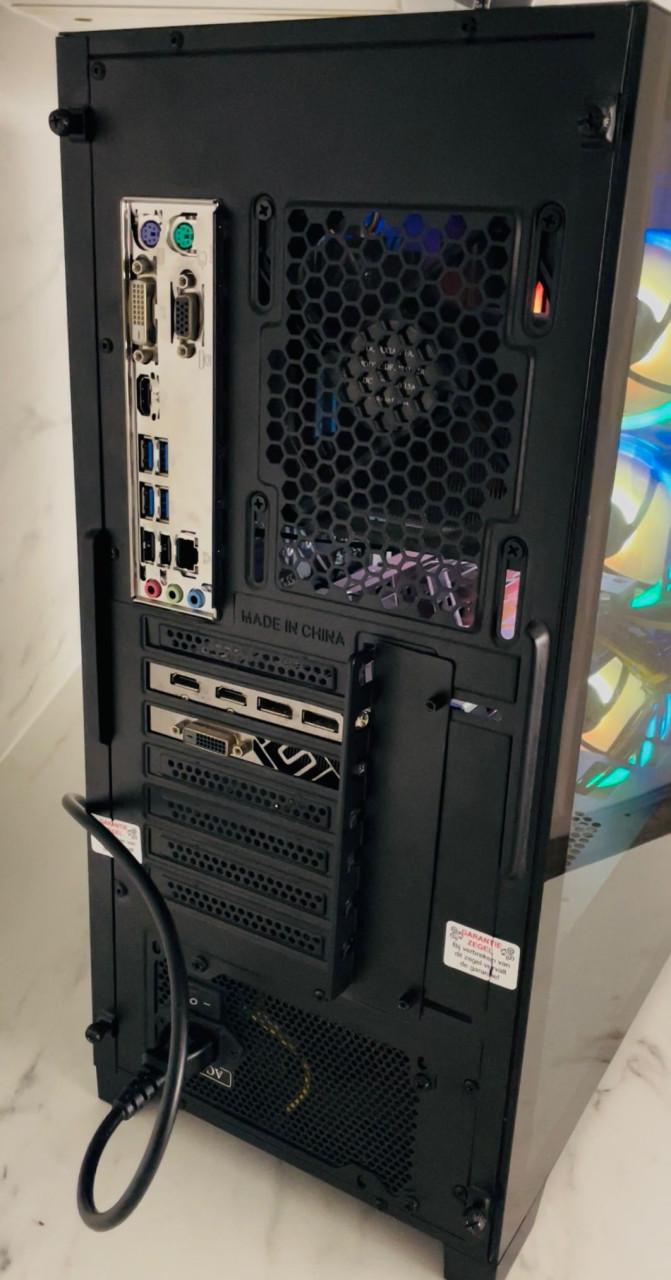 -- Nette Snelle Gaming PC Ryzen 5 - SSD - 16 GB - RX 570 8GD DDR5 --