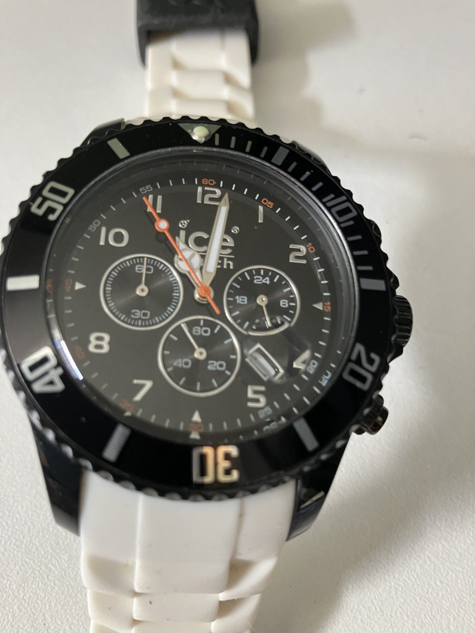 Te koop 3 zeer mooie horloges