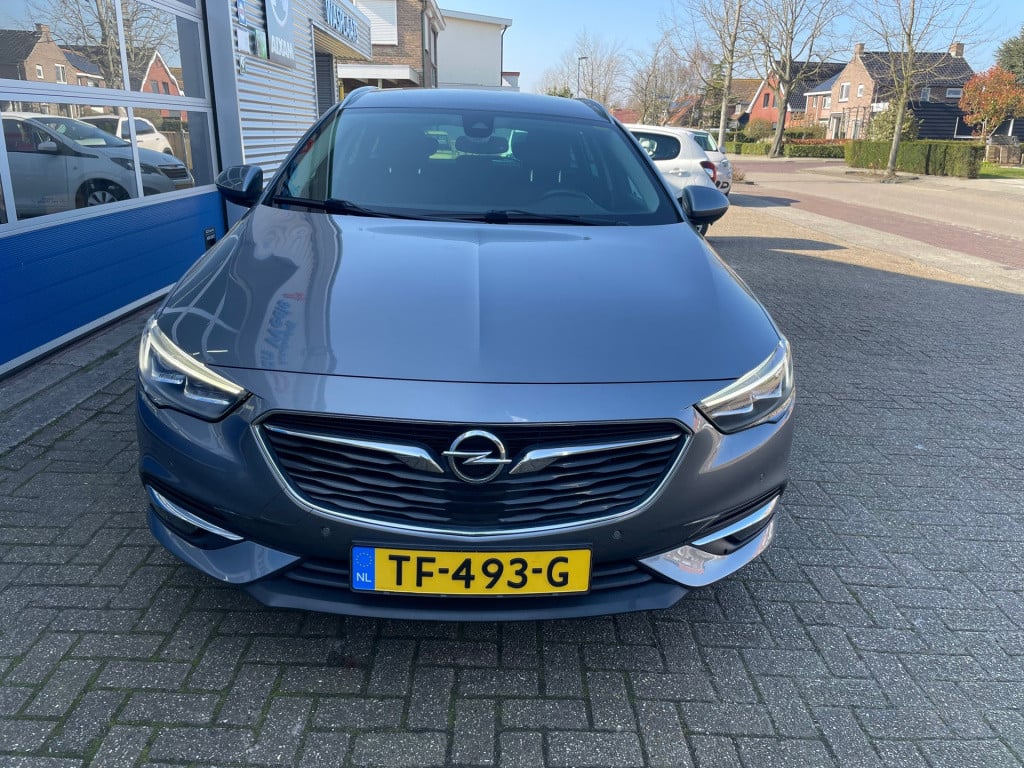 Opel Insignia sports tourer 1.5 turbo online edition