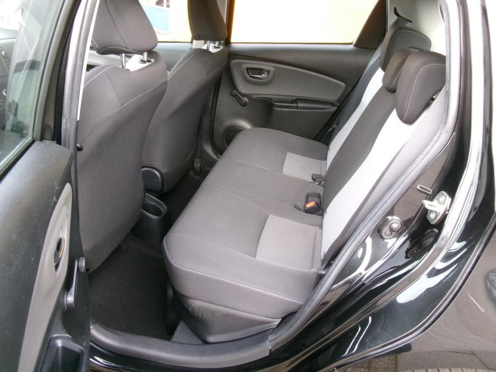 Toyota Yaris 1.5 hybrid clima, camera, multimedia, bluet.