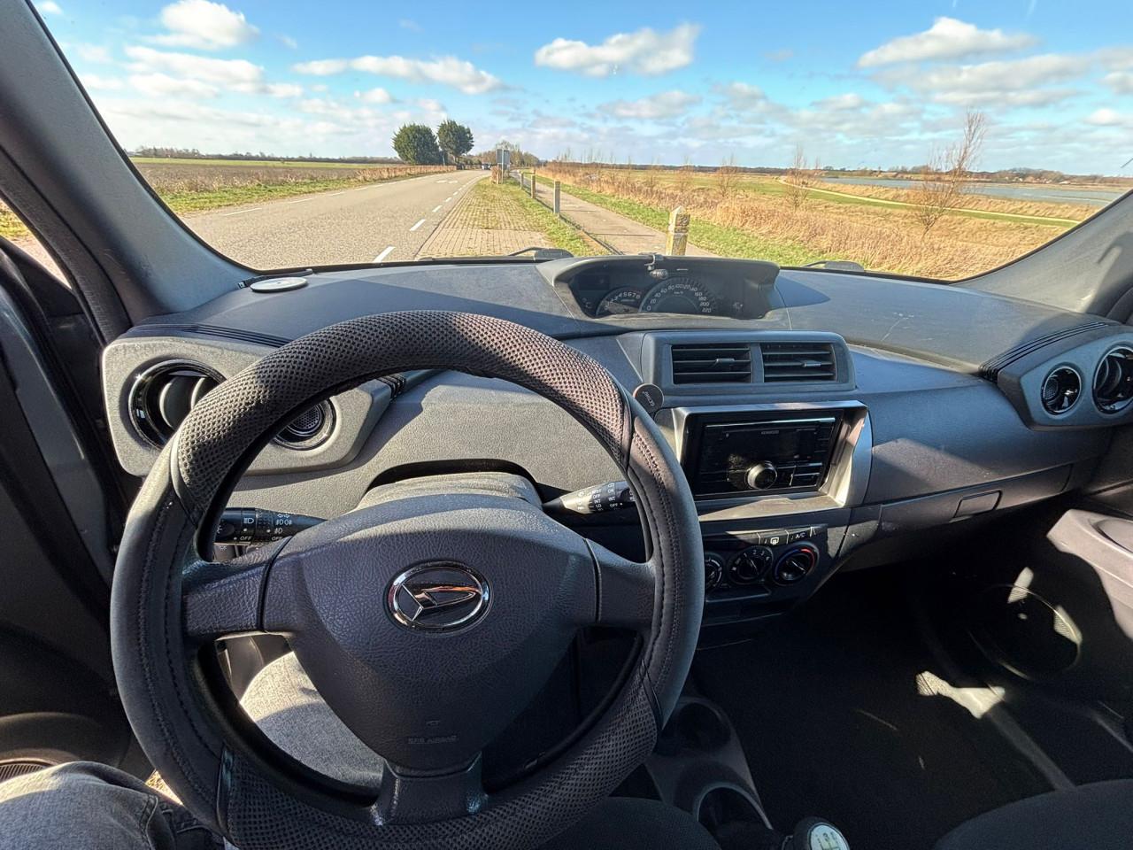 Daihatsu Materia (2007, Grijs)